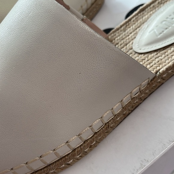 Schutz slide - Picture 6 of 8